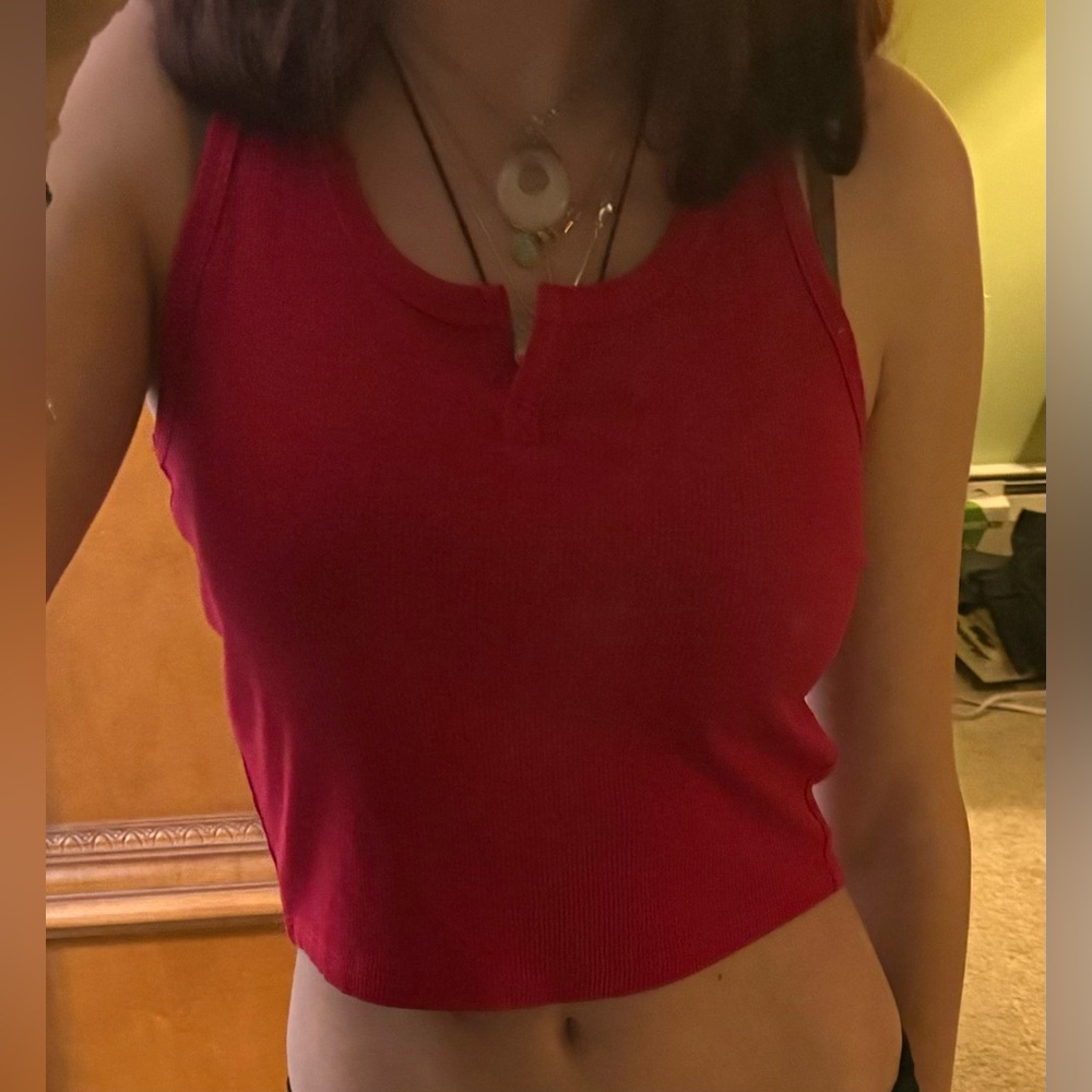 Red cropped Tank Top